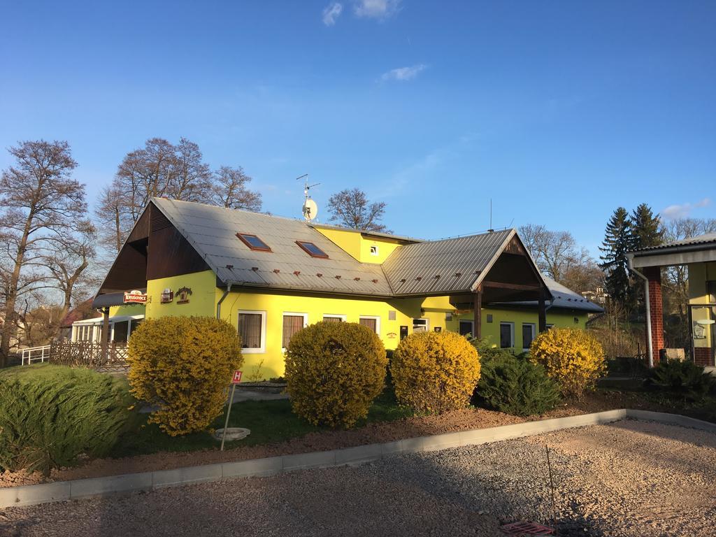 Penzion Krasny Dvur Luaran gambar