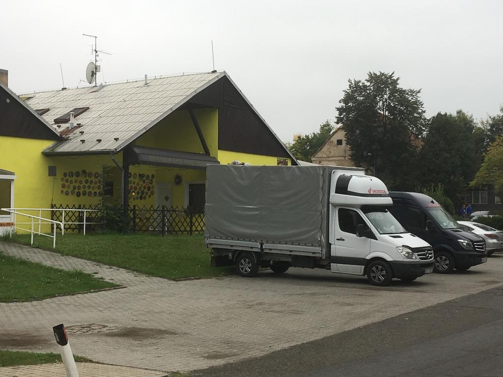 Penzion Krasny Dvur Luaran gambar