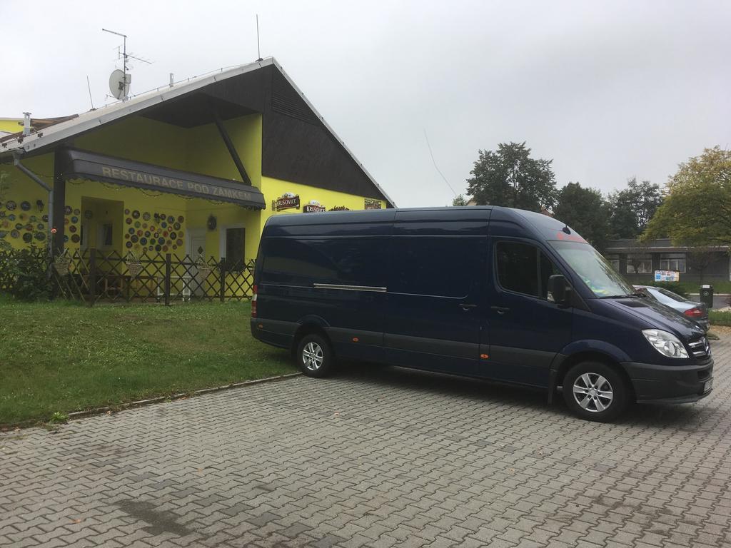 Penzion Krasny Dvur Luaran gambar