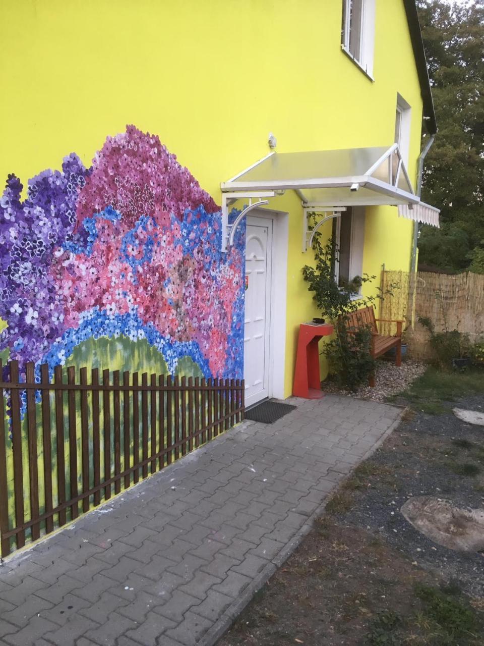 Penzion Krasny Dvur Luaran gambar