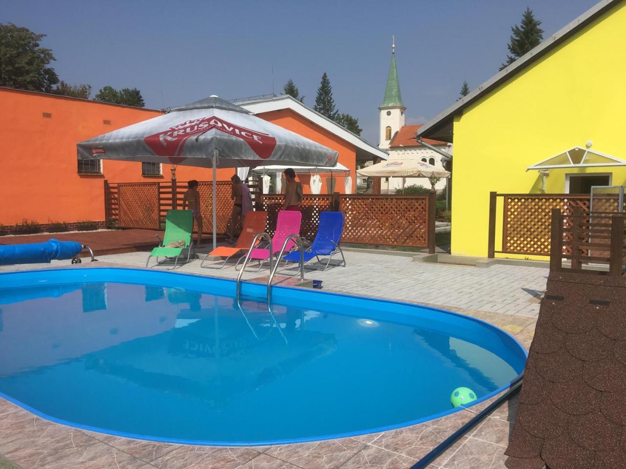 Penzion Krasny Dvur Luaran gambar