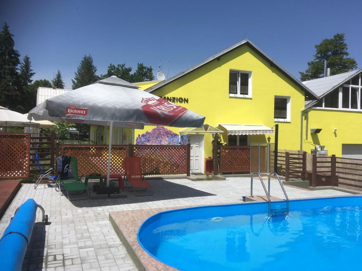 Penzion Krasny Dvur Luaran gambar